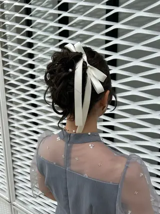 ロング カラー ヘアアレンジ yuka .のヘアスタイル