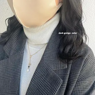 ミディアム カラー パーマ ヘアアレンジ メンズ キッズ ネイル マツエク・マツパ 透明感カラー・レイヤ ー🎀amika🎀のヘアスタイル