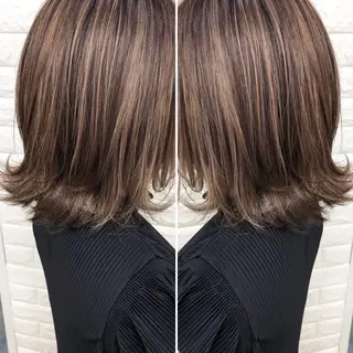 ミディアム カラー famille所属・famille ファミーユのヘアスタイル