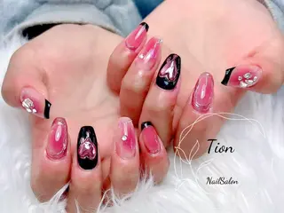 ネイル Nailsalon Tion武蔵小杉店所属・Nailsalon Tion武蔵小杉店のネイルデザイン