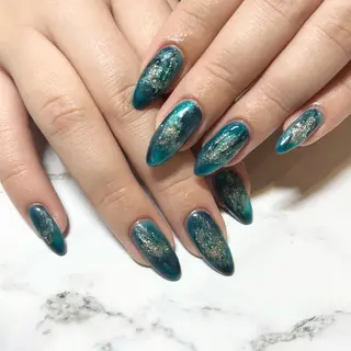 ネイル she nail studio所属・パラジェル/スカルプ salonOerbaのネイルデザイン