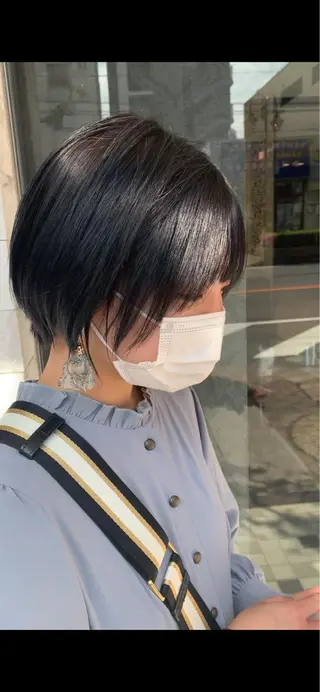 ショート カラー EARTH葛西所属・葛西 縮毛矯正のプロ ブリーチ矯正 青木俊のヘアスタイル