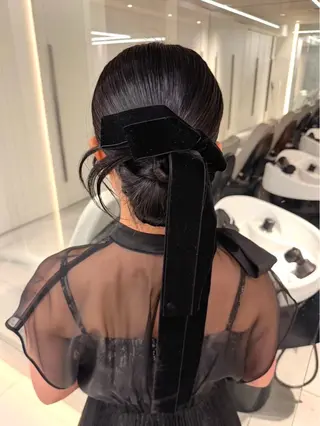 ヘアアレンジ ヘアセット🎀耳つぼ 👂💎MONAMIのヘアスタイル