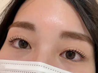 マツエク・マツパ Fameu TAKASAKI eye & brow【ファミーユ】所属・田中 采那のマツエク・マツパデザイン