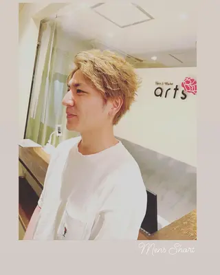 ショート メンズ ハイライト/インナー /ブリーチ/レイヤーのヘアスタイル