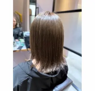 カラー 梶 瑞希のヘアスタイル