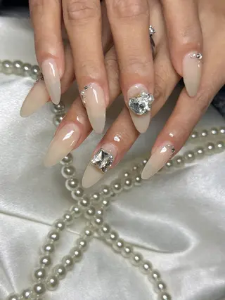 ネイル レアリティー所属・レアリティ ハヤシのネイルデザイン