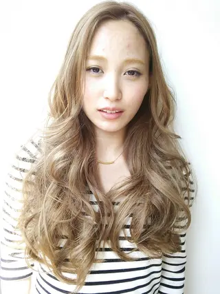 ロング カラー マツエク・マツパ 黒木 健悟のヘアスタイル