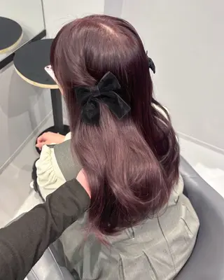 ロング 横岡 亜香里のヘアスタイル