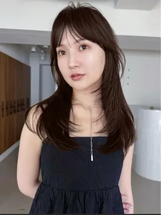 ミディアム 本田 聖のヘアスタイル