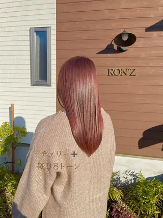 ロング カラー 堀口 彩佳のヘアスタイル