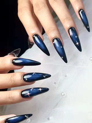 ネイル AMI NAIL 池袋所属・キム ハンのネイルデザイン