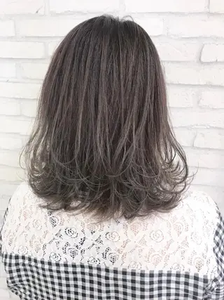 ミディアム カラー 横浜🍒ルーツカラー エクステ／RIEのヘアスタイル