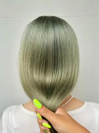 ロング カラー もにか🌞原宿/渋谷 🌝ブリーチカラーのヘアスタイル