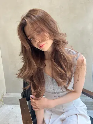 ロング カラー Ameri 新宿所属・新宿/透明感カラー/ 髪質改善/桜良のヘアスタイル