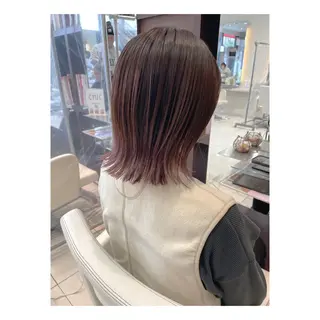 ミディアム カラー 秋山 俊のヘアスタイル