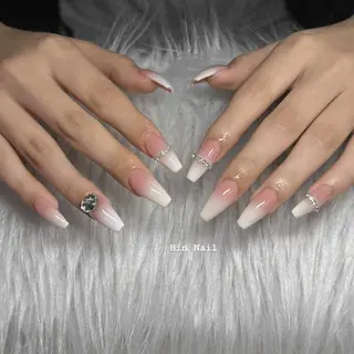 ネイル HIN NAILのネイルデザイン
