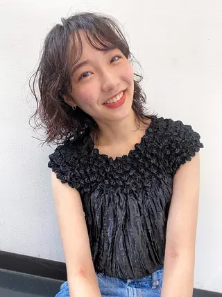 ミディアム パーマ THE DAY所属・AKI HASHIMOTOのヘアスタイル