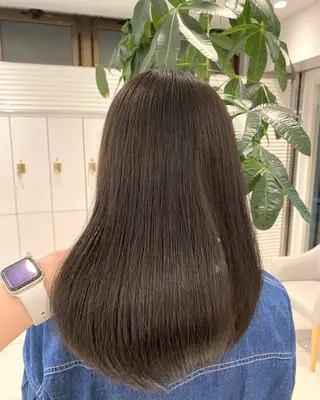 カラー 🎀TEN🎀 オリーブベージュのヘアスタイル