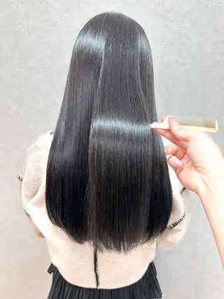 ロング 乾かすだけで艶髪に✨ 美髪矯正⭐️難波駅のヘアスタイル