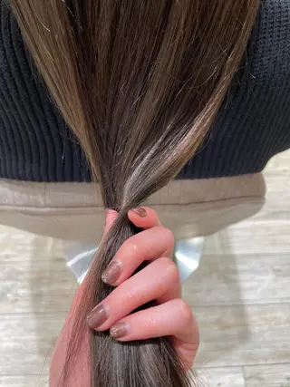 カラー 小野 明日香のヘアスタイル