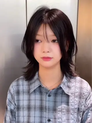 ミディアム 似合わせカラー× ウルフカット/ホマレのヘアスタイル