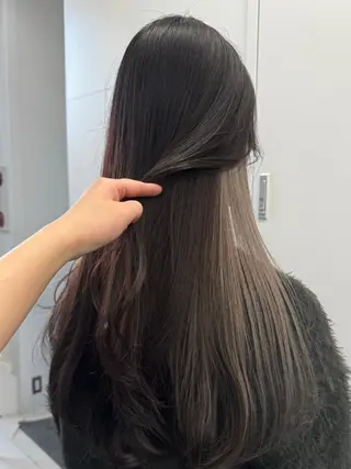 セミロング パーマ カラー Flora by siestaのヘアスタイル