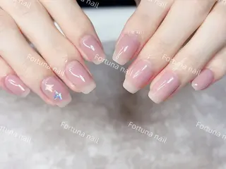 ネイル Nail •Head スパFortunaのネイルデザイン