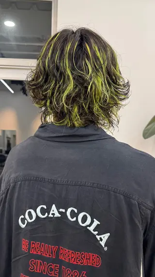 カラー パーマ メンズ 佐久間 一稀のヘアスタイル