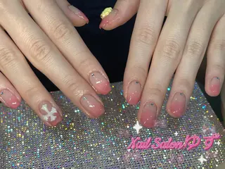 ネイル MAKI💚💚💚 秋葉原.のネイルデザイン