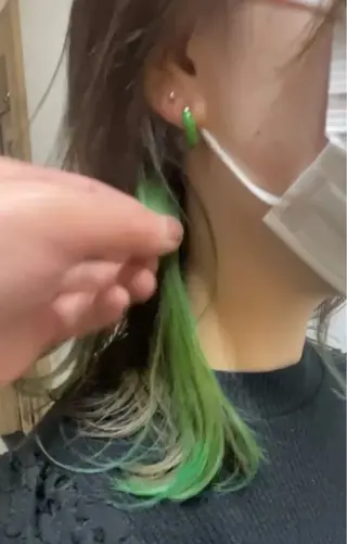 セミロング カラー NINE＋/代表 ブリーチ特化型サロンのヘアスタイル