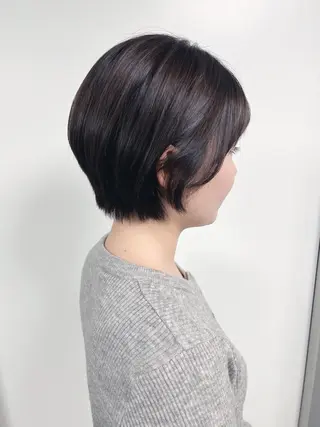 ショート morio from london所属・松岡彩華 ボブ /グレージュのヘアスタイル