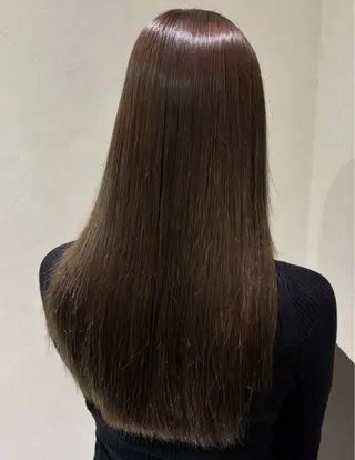 カラー 橘 叶愛のヘアスタイル