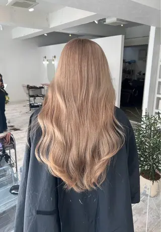 ロング カラー ROBIN所属・指名数No.1 /NAOYAのヘアスタイル