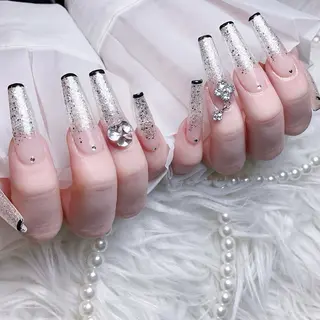ネイル 🌈Yun nail hyejin💋のネイルデザイン
