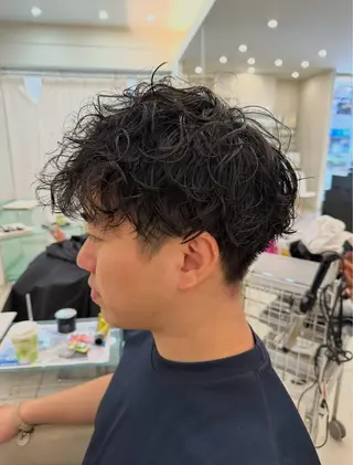 メンズ 渚杜/メンズパーマ/ ハイトーンメッシュのヘアスタイル