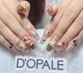 ネイル D‘OPALE所属・DOPALE、もも 彦奇のネイルデザイン