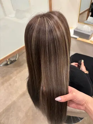 ロング カラー Carrefour OHANA　ayuのヘアスタイル