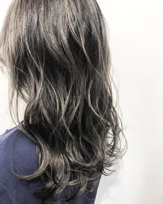 ロング カラー grow恵比寿【グロウ】髪質改善/ハイライト/ブリーチ/レイヤーカット所属・奥野 貴史　代表　レイヤーのヘアスタイル