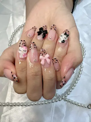 ネイル M Hのネイルデザイン