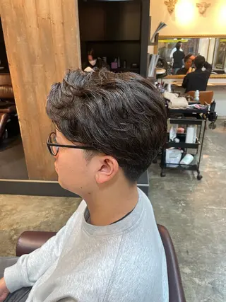 メンズ 梅本 春菜のヘアスタイル