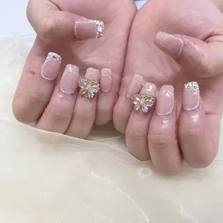 ネイル GO TODAY SHAiRE SALON 表参道colore店所属・emmi nailのネイルデザイン