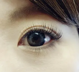 マツエク・マツパ Mine_lash  & 　Moi ange NAIL所属・川野邊 三恵のマツエク・マツパデザイン