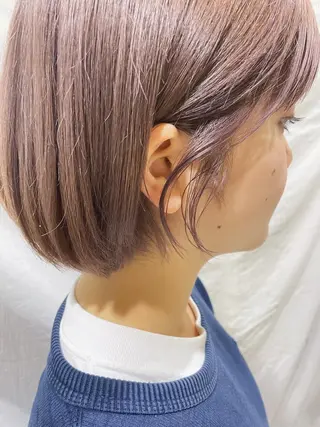 ショート カラー Of　HAIR所属・外山 なつ美のヘアスタイル