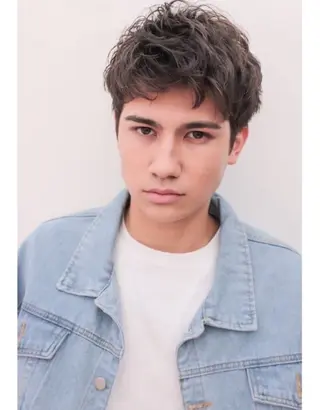 メンズ 透明感カラー/ くびれヘア/ユウユのヘアスタイル