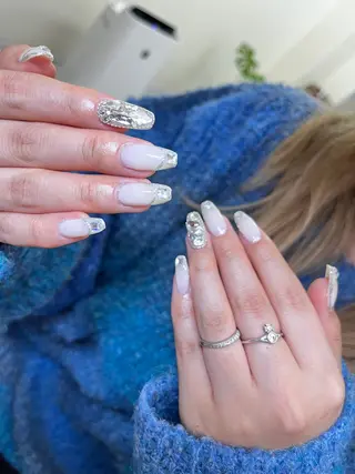 ネイル Flowerネイルサロン所属・. yukiのネイルデザイン