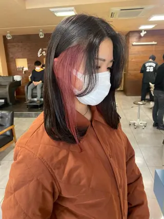 セミロング カラー パーマ ヘアアレンジ インナー×縮毛矯正 ピンクカラー澤井里菜のヘアスタイル