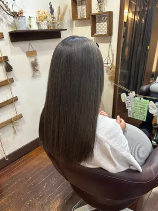 カラー 中島 優のヘアスタイル