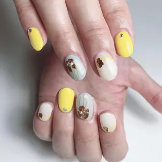 ネイル ミディアム ☺︎山部 志麻☺︎のネイルデザイン