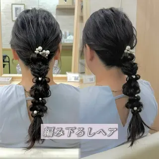 セミロング ヘアアレンジ Keiji🫧艶髪・ 透明感カラー🫧のヘアスタイル